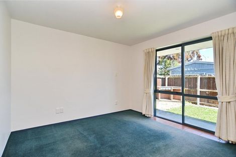 Photo of property in 8a Bass Street, Woolston, Christchurch, 8062
