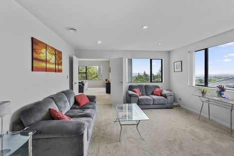 Photo of property in 31 Aldon Lane, The Gardens, Auckland, 2105