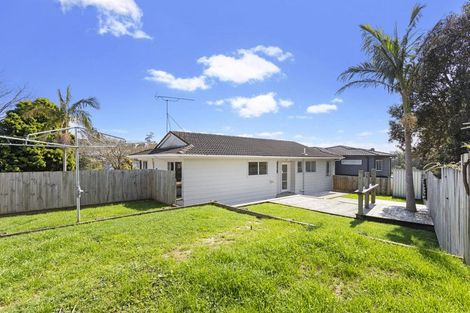 Photo of property in 20 Virgo Place, Glen Eden, Auckland, 0602