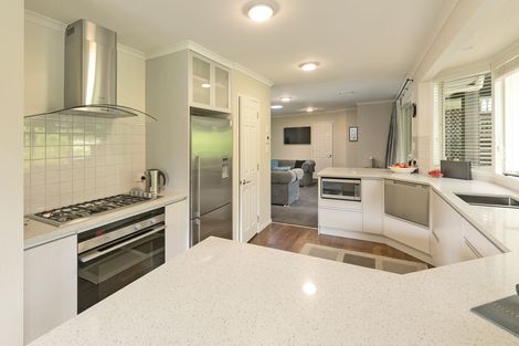 Photo of property in 23 Applemoors Way, Riverhead, 0820