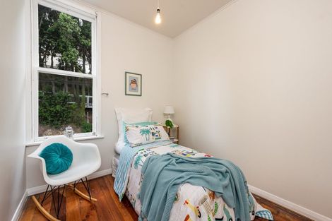 Photo of property in 143 Tasman Street, Mount Cook, Wellington, 6021