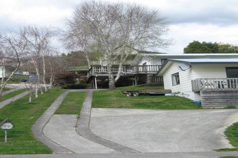 Photo of property in 77 Meander Drive, Welcome Bay, Tauranga, 3112
