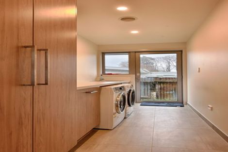 Photo of property in 14 Mary Street, Gore, 9710