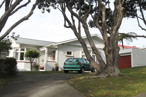 Photo of property in 83 Beauchamp Street, Karori, Wellington, 6012