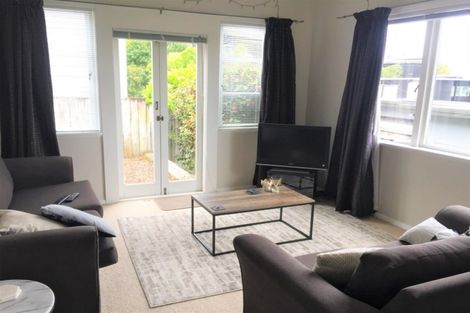 Photo of property in 23c Hendry Avenue, Hillsborough, Auckland, 1042