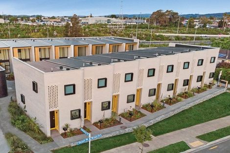 Photo of property in 10/58 Gosper Road, Takanini, Auckland, 2112
