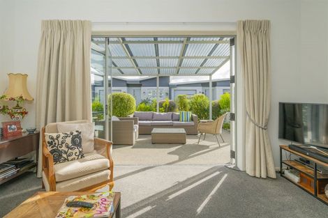 Photo of property in 16 Vanita Drive, Whitianga, 3510