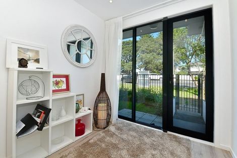 Photo of property in 4/445 Hibiscus Coast Highway, Orewa, 0931