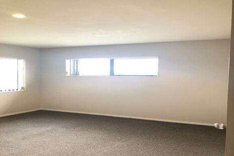 Photo of property in 160 Keri Vista Rise, Papakura, 2110