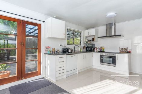 Photo of property in 80 Sunvue Road, Glen Eden, Auckland, 0602