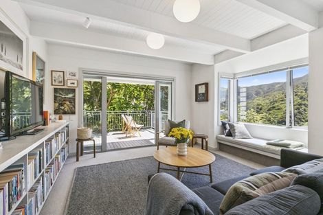 Photo of property in 12a Cavalry Close, Crofton Downs, Wellington, 6035