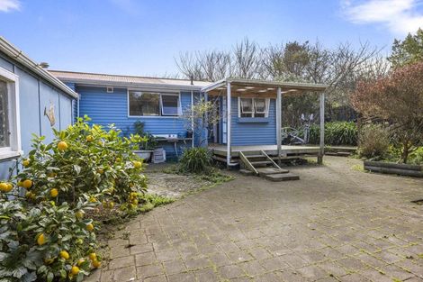 Photo of property in 11 Cambridge Street, Patea, 4520