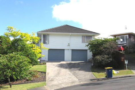 Photo of property in 14 Bevyn Street, Castor Bay, Auckland, 0620