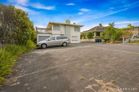 Photo of property in 234 Forrest Hill Road, Forrest Hill, Auckland, 0620