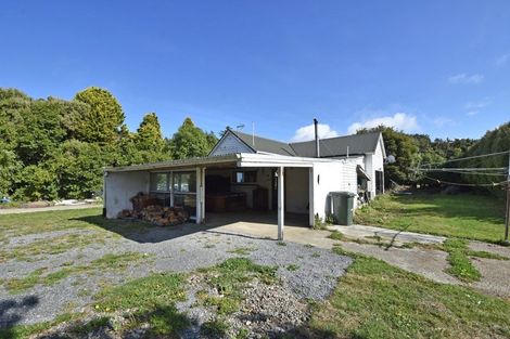 Photo of property in 700 Bluff Highway, Clifton, Invercargill, 9877