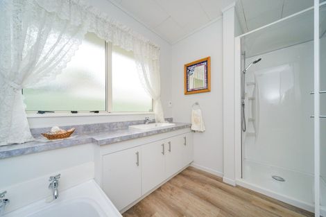 Photo of property in 114d Warwick Street, Feilding, 4702