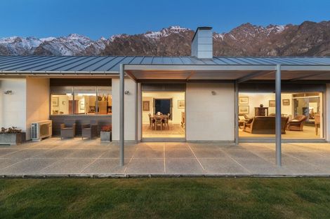 Photo of property in 3 Bayonet Peak Place, Drift Bay, Queenstown, 9371