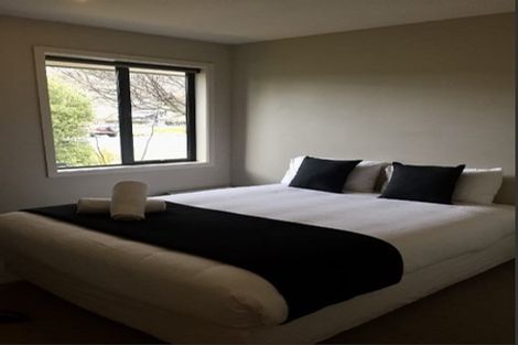 Photo of property in 1a Maple Court, Arthurs Point, Queenstown, 9371