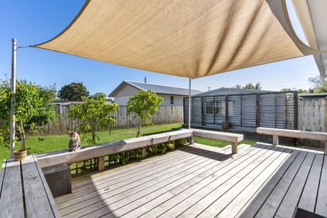 Photo of property in 1/11 Ranui Station Road, Ranui, Auckland, 0612