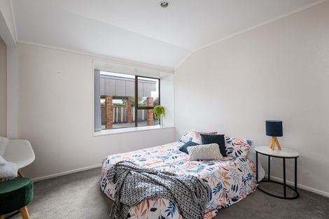 Photo of property in 115 Heta Road, Highlands Park, New Plymouth, 4312