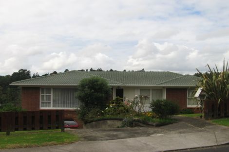 Photo of property in 77 Daffodil Street, Titirangi, Auckland, 0604