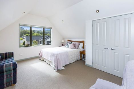 Photo of property in 2a Vernon Grove, Brown Owl, Upper Hutt, 5018