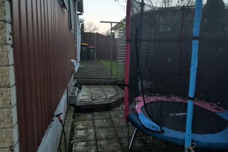 Photo of property in 16 Richard Road, Mangere, Auckland, 2022