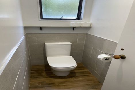 Photo of property in 2/128 Manuka Road, Bayview, Auckland, 0629