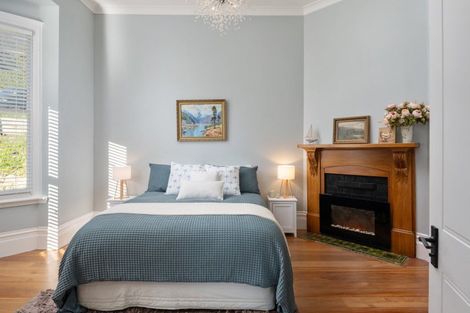 Photo of property in 5 Taranaki Street, Picton, 7220