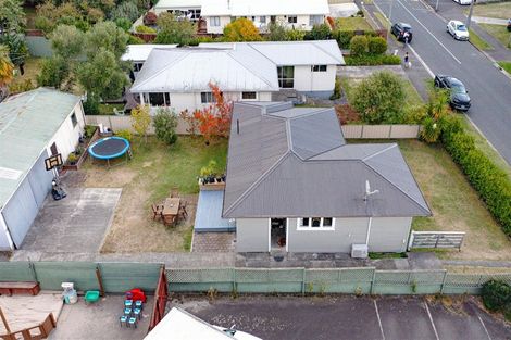 Photo of property in 82 Urlich Avenue, Melville, Hamilton, 3206