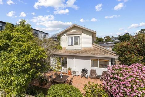 Photo of property in 1/46 Blakeborough Drive, Forrest Hill, Auckland, 0620