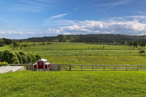 Photo of property in 12 Awatiro Drive, Kaukapakapa, 0871