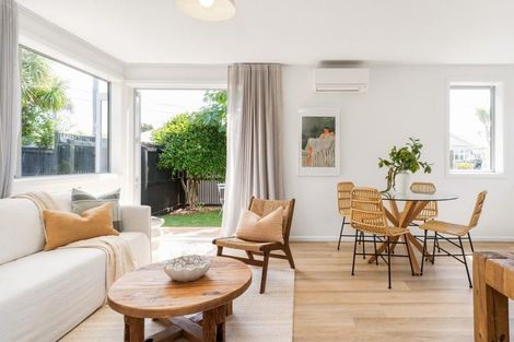 Photo of property in 1/24 Dunn Street, Somerfield, Christchurch, 8024