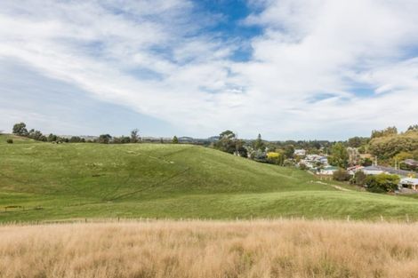 Photo of property in 39 Great North Road, Waipawa, 4210