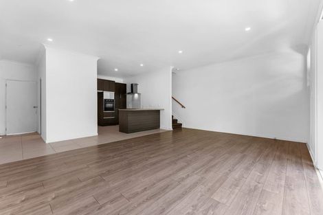 Photo of property in 15/44 Carlos Drive, Flat Bush, Auckland, 2016