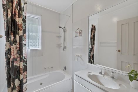 Photo of property in 32 Rothesay Place, Dinsdale, Hamilton, 3204