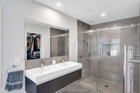 Photo of property in 28 Te Haunui Lane, Pegasus, 7612