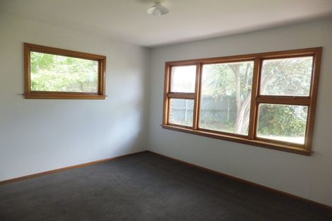Photo of property in 4 Aileen Place, Upper Riccarton, Christchurch, 8041