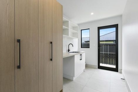 Photo of property in 143 Wingatui Road, Mosgiel, 9024