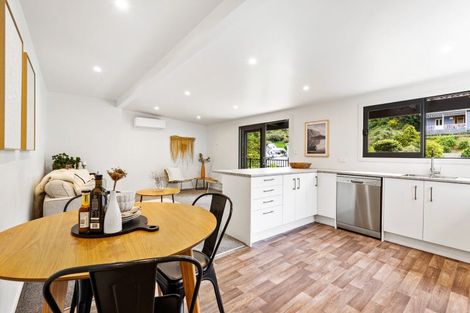 Photo of property in 25 Main Street, Hospital Hill, Napier, 4110