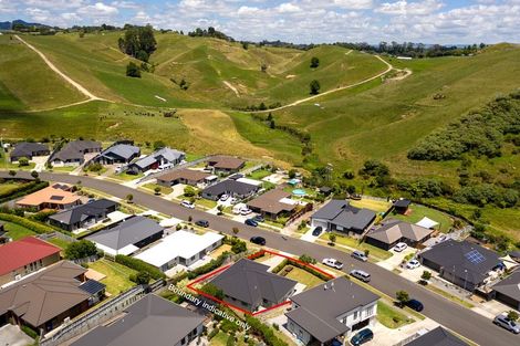 Photo of property in 99 Ballintoy Park Drive, Welcome Bay, Tauranga, 3175