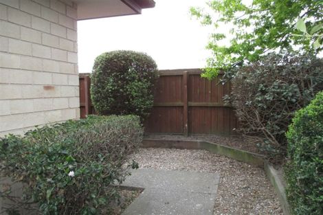 Photo of property in 10 Cris Lodge Courts, Hornby, Christchurch, 8042