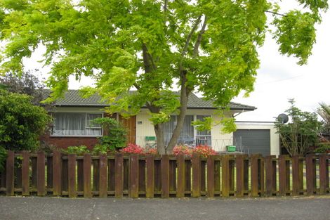 Photo of property in 2/4 Ambury Road, Mangere Bridge, Auckland, 2022