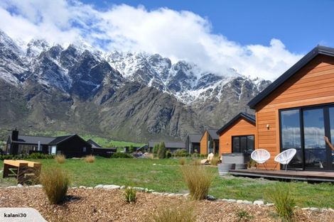Photo of property in 36 Jacks Point Rise, Jacks Point, Queenstown, 9371