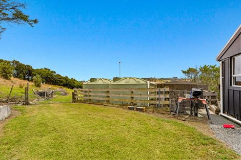 Photo of property in 592 Kanohi Road, Kaukapakapa, 0873