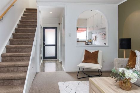 Photo of property in 1/20 Maritime Terrace, Birkenhead, Auckland, 0626