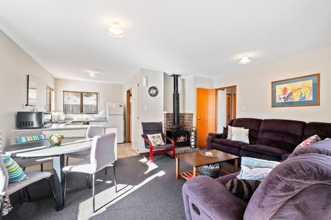 Photo of property in 9 Balmoral Street, Waiau, 7332