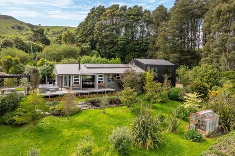 Photo of property in 120 Pipers Valley Road, Duvauchelle, Akaroa, 7581