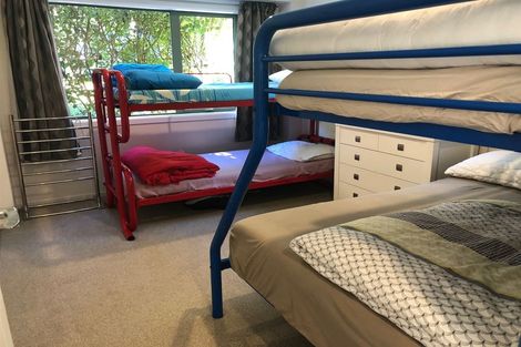 Photo of property in 21 Amelia Crescent, Waikawa, Picton, 7220