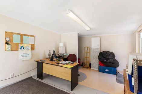 Photo of property in 2c Kaitoke Loop Road, Kaitoke, Upper Hutt, 5018